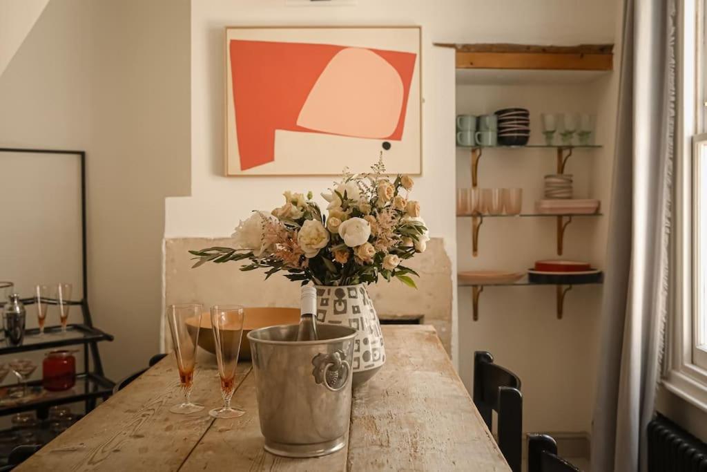 Primrose Cottage - With Private Courtyard & Sun Terrace In Central Bath Exteriör bild