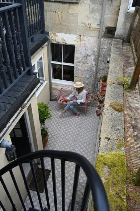 Primrose Cottage - With Private Courtyard & Sun Terrace In Central Bath Exteriör bild